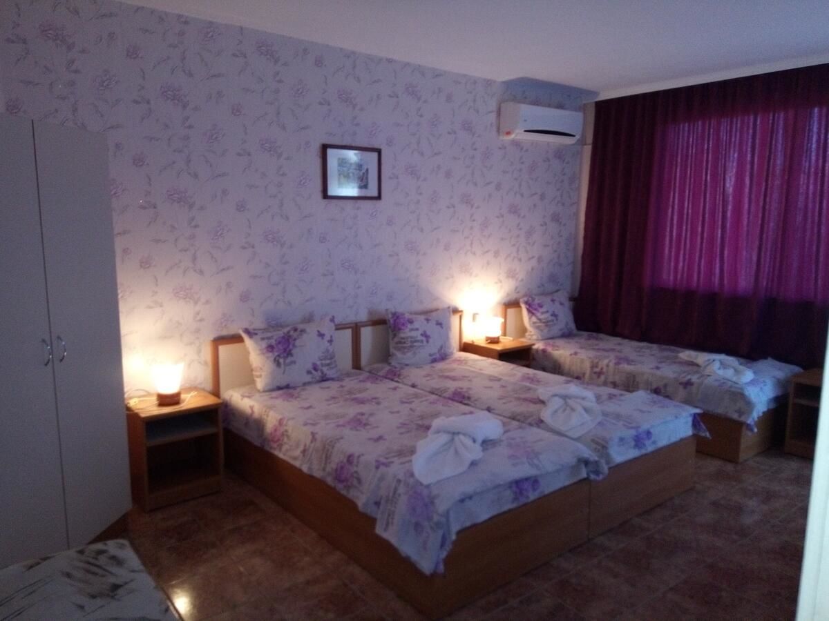 Гостевой дом NELLY Guest House Равда