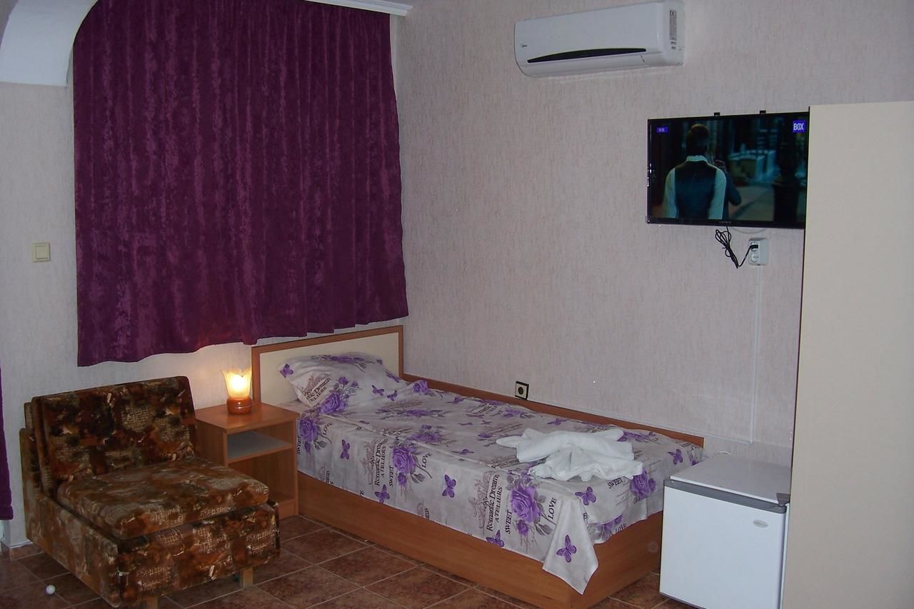 Гостевой дом NELLY Guest House Равда